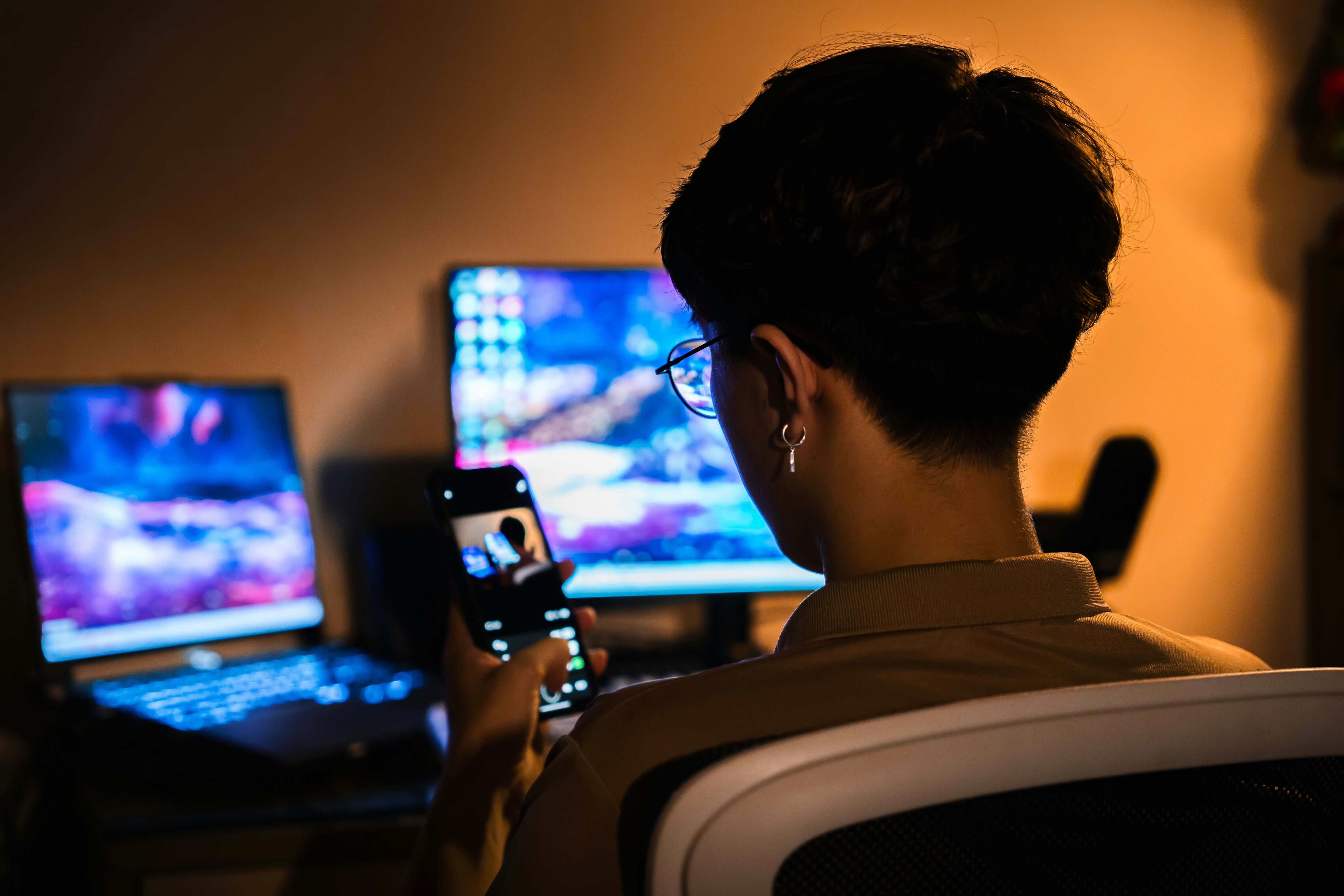 Les différents types d'écrans n'ont pas le même impact sur l'épanouissement des adolescents