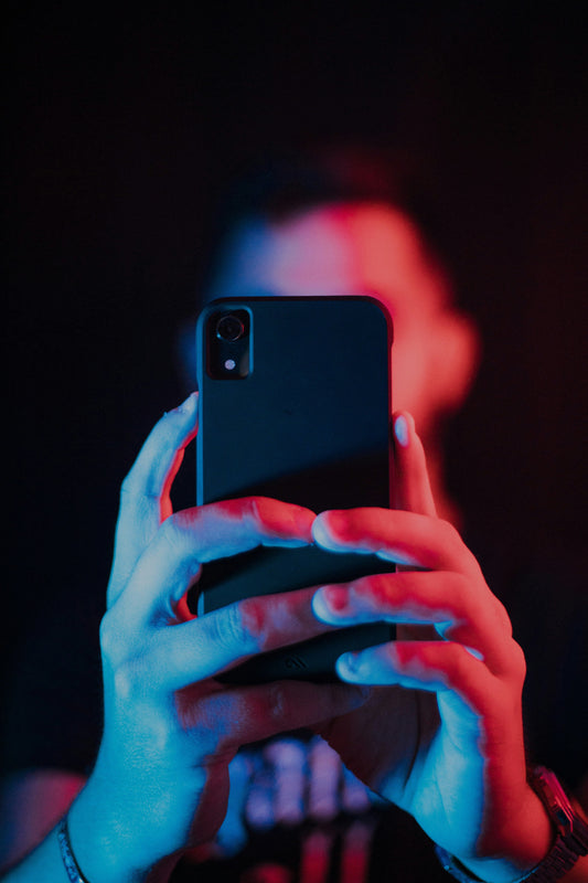 Addiction aux écrans chez les ados : L'OMS alerte sur des risques grandissants