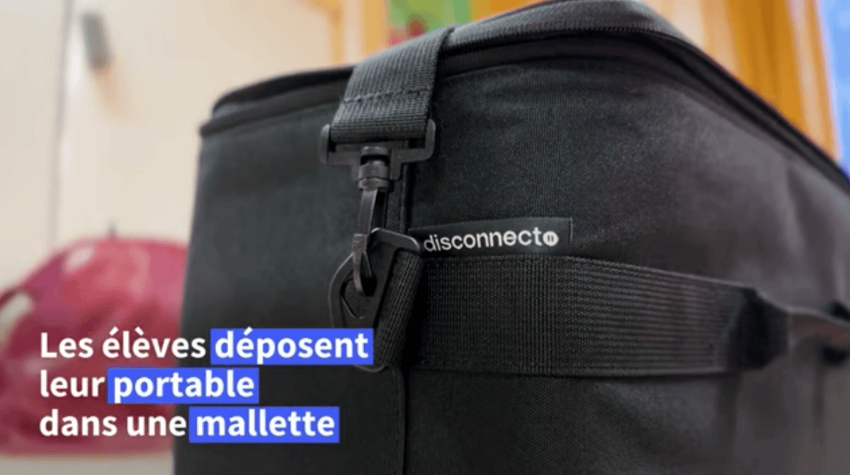 Video laden: Reportage dans un lycée du Val-d'Oise : la déconnexion s'invite en classe, entre pause numérique et journée sans écrans, pour lutter contre l'addiction au smartphone chez les lycéens.