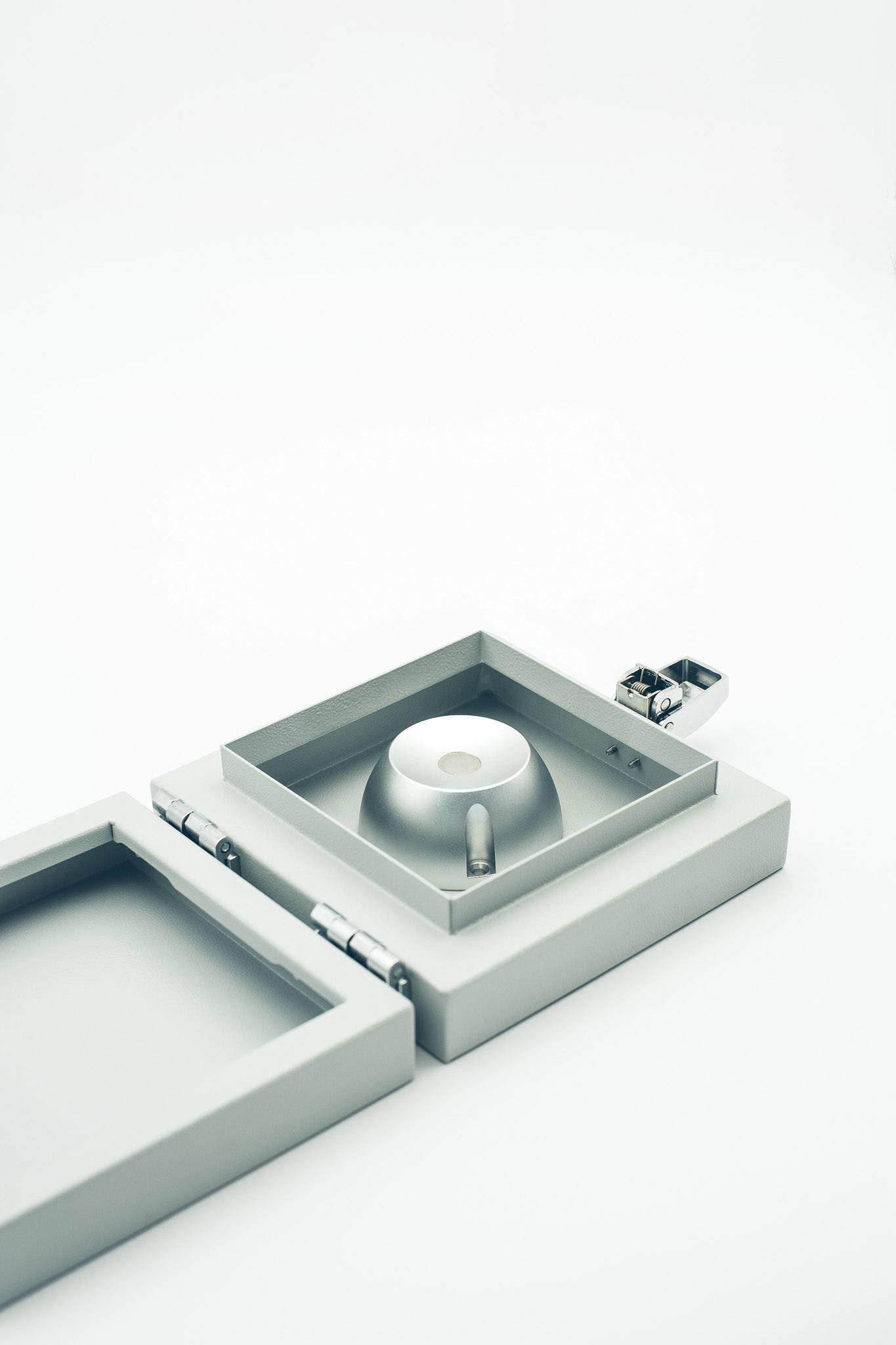 Abschließbares Schließfach